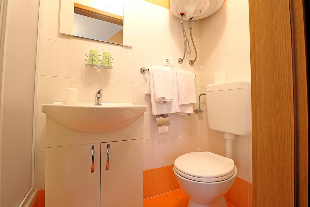Guest House Franko Bale Buitenkant foto